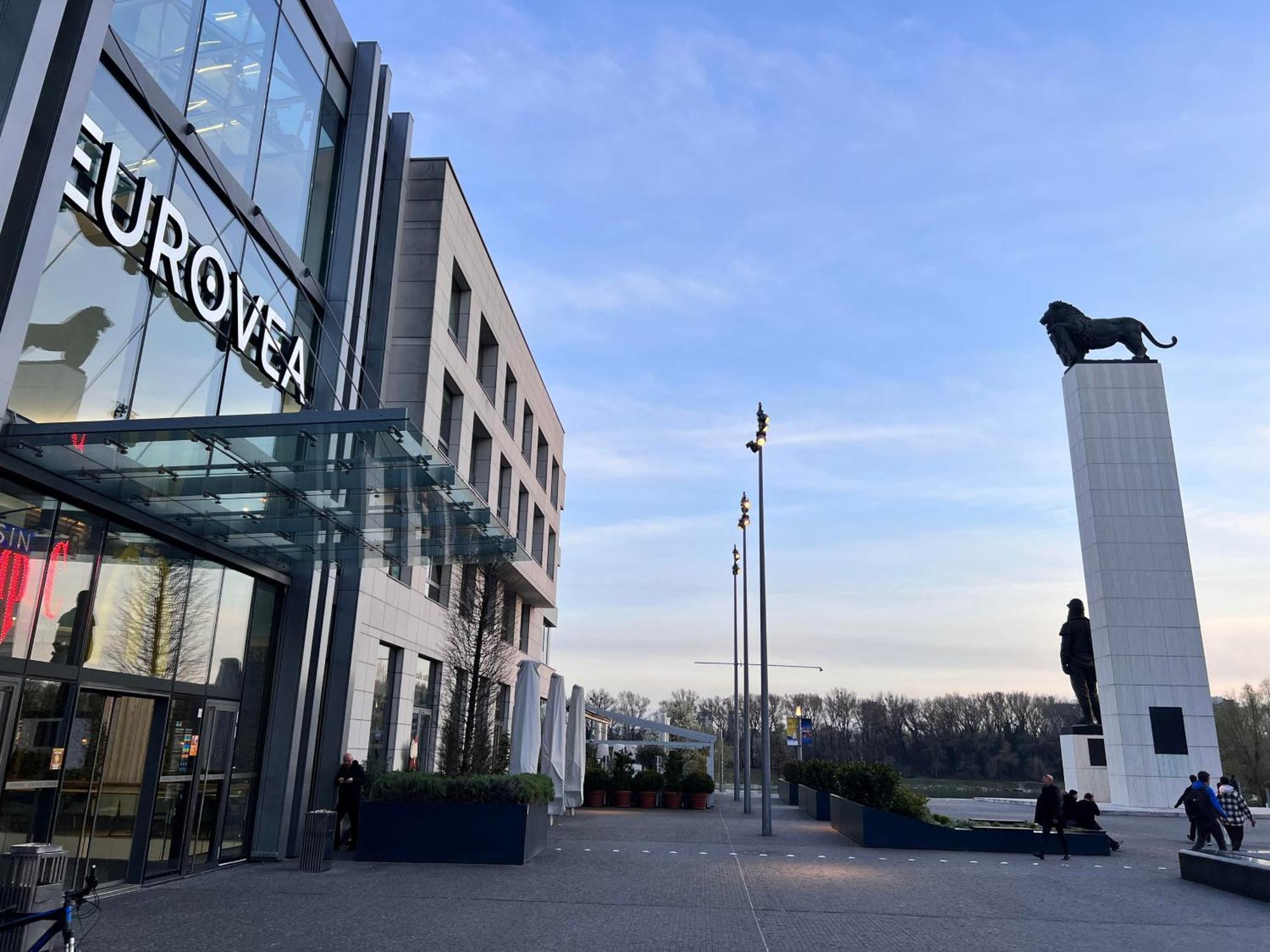 River Front Mezonet Eurovea Pressburg Exterior foto